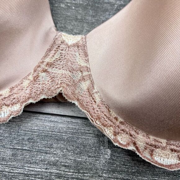 Wacoal lost in lace contour bra 36B - Picture 2 of 5